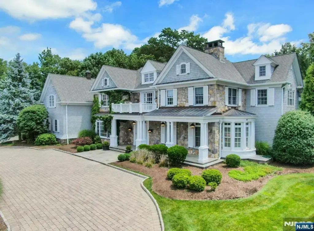 29 Mcgrath Drive, Cresskill