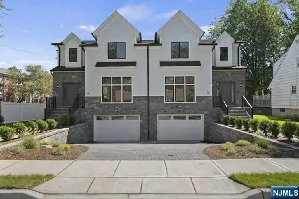 92 Franklin, Tenafly