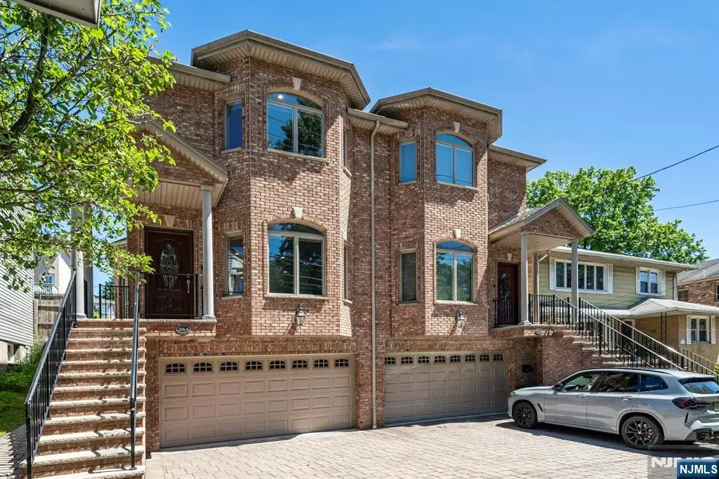 316 6th A, Palisades Park