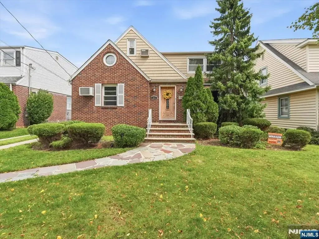 267 Lawrence Avenue, Hasbrouck Heights