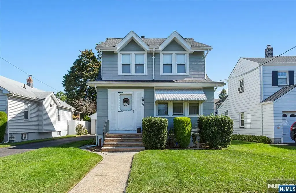 98 Davis Avenue, Hackensack