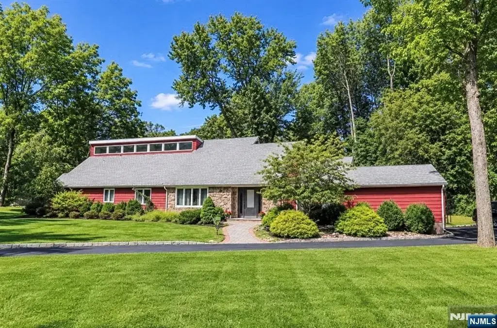 3 Openaki Road, Randolph Township