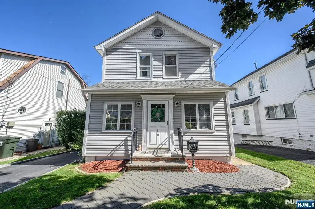 90 Edison Avenue, Nutley
