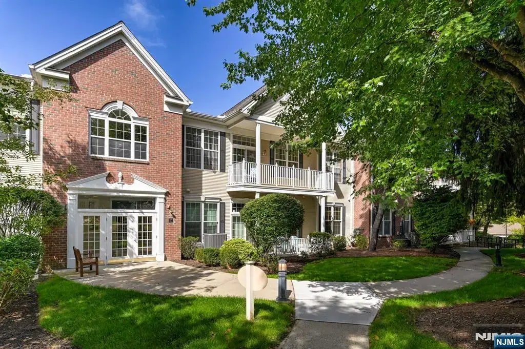1409 Four Seasons Drive, Wayne