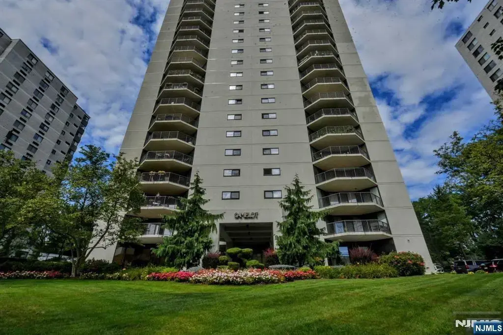 245 Prospect Avenue 16a, Hackensack