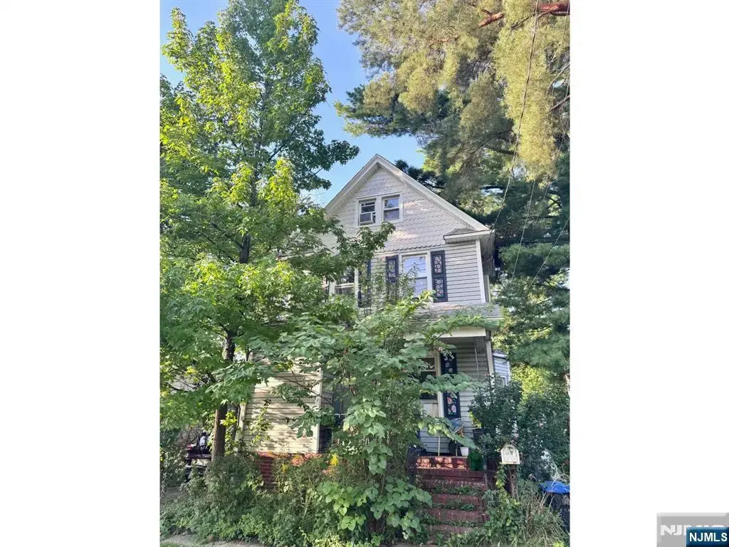 268 Midland Avenue, River Edge