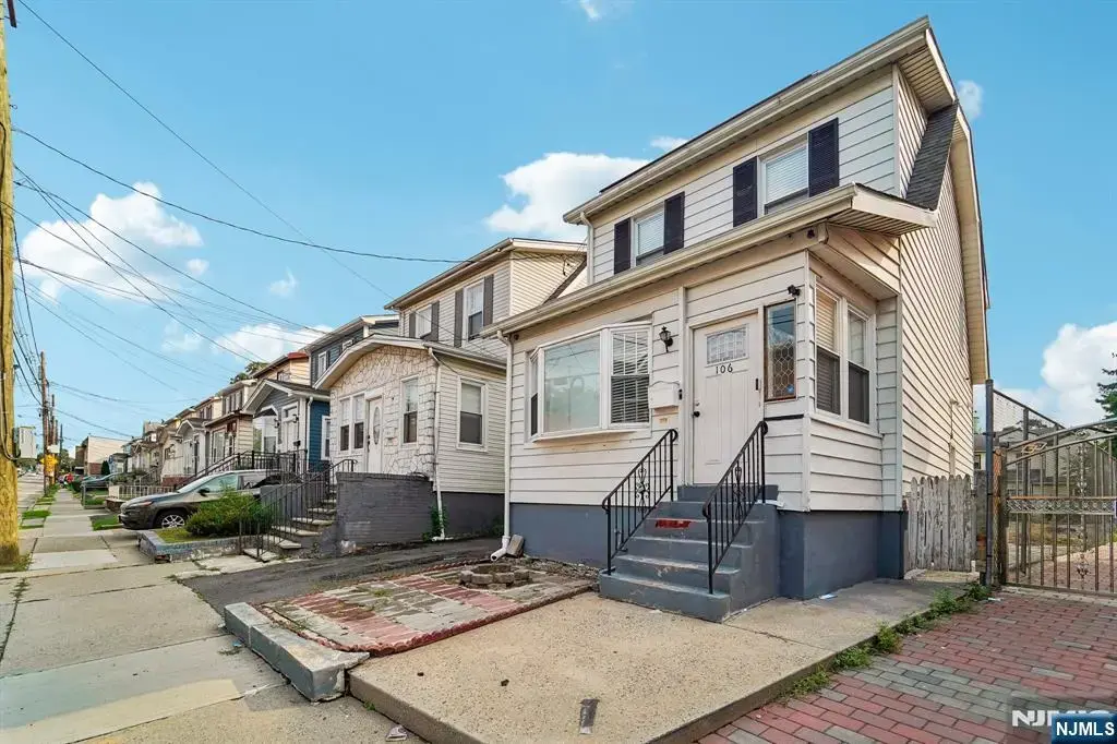 106 Paine Avenue, Irvington