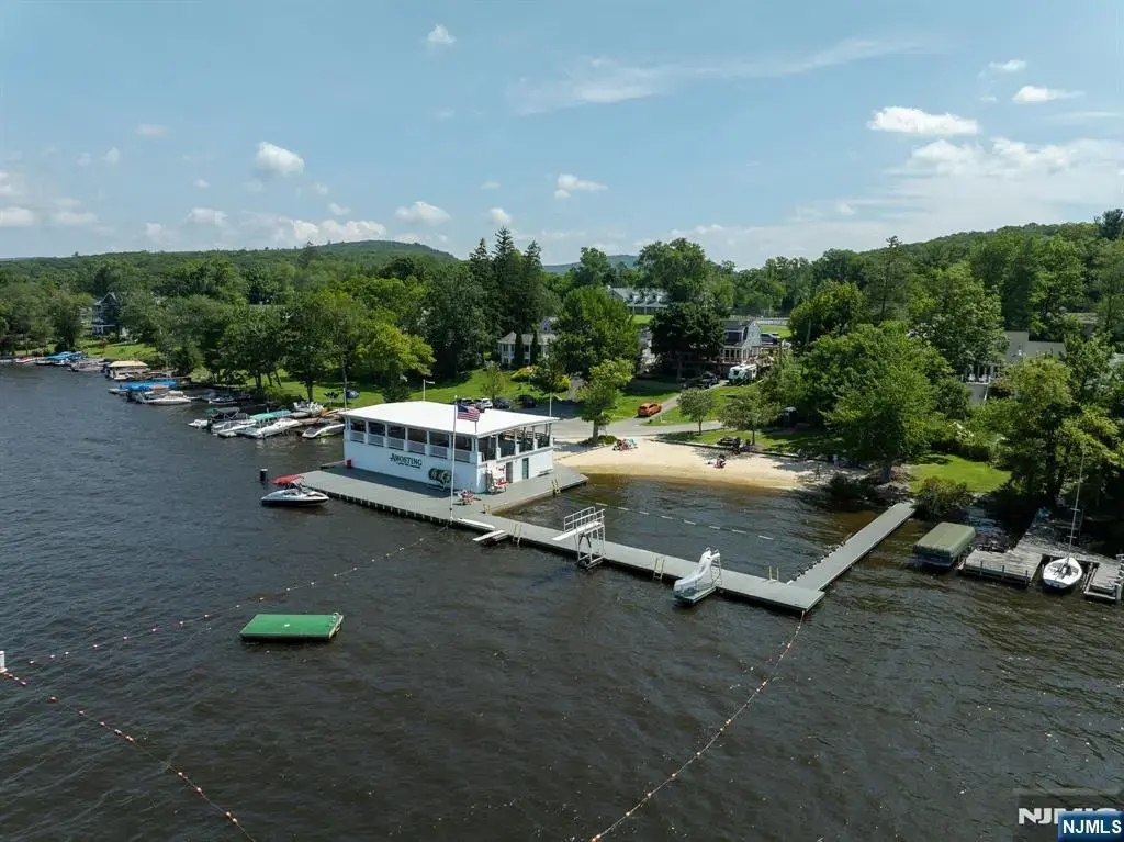 175 Long Pond Road, West Milford