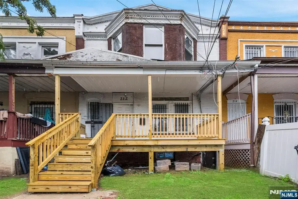 212 11th Street, Newark