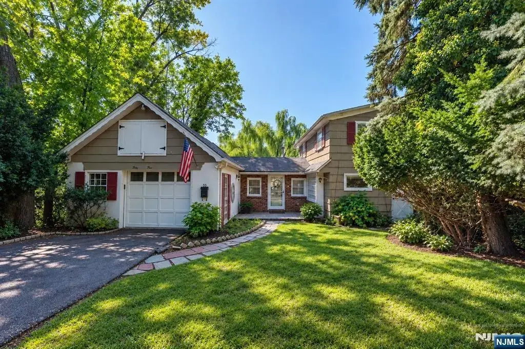 55 Park Avenue, Hillsdale