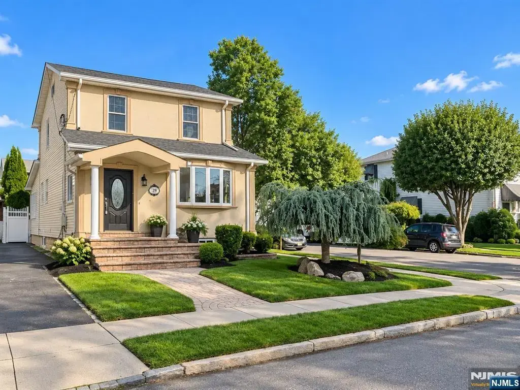 29 Devon Street, North Arlington