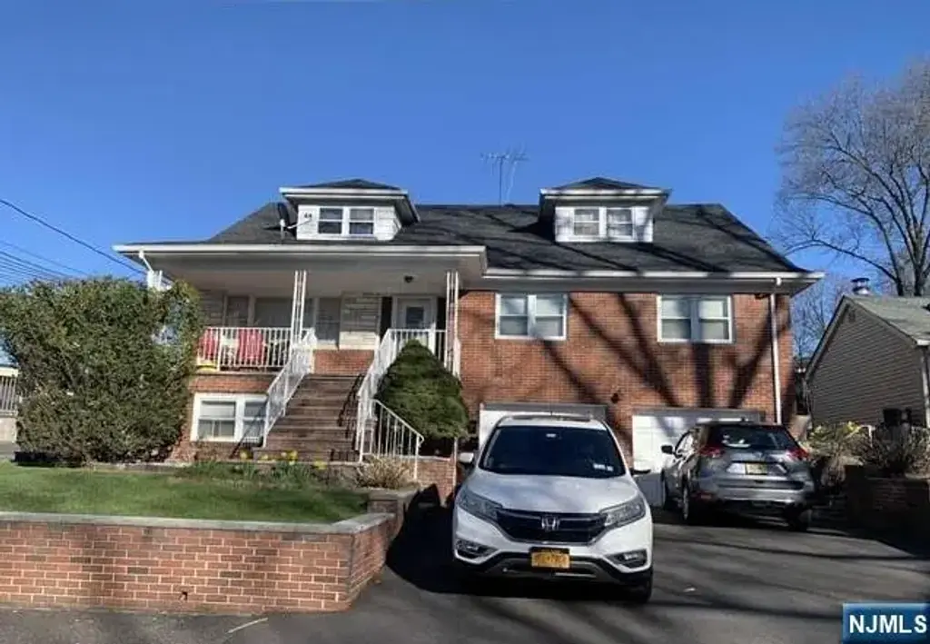 2004 Hoefleys The First Fl, Fort Lee