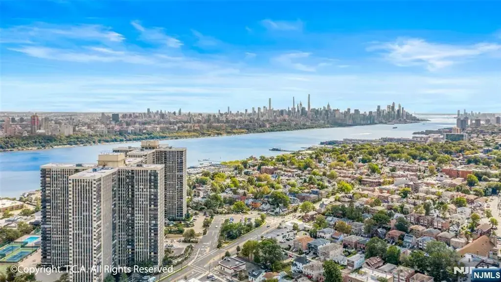 200 Winston Drive 2403, Cliffside Park