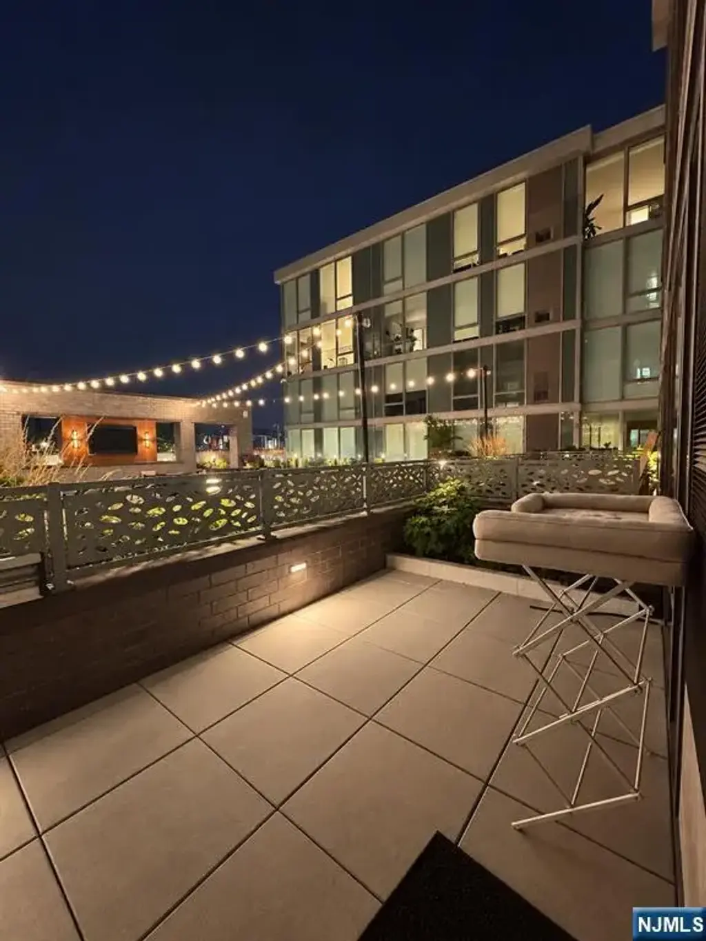 1525 Harbor 4233, Weehawken