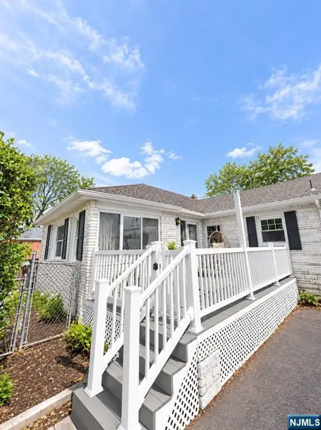 140 Francisco Avenue, Rutherford