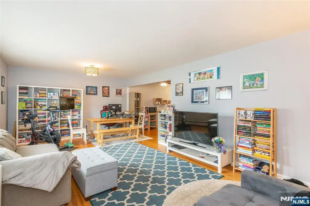 6 Colonial Drive 65, Little Falls