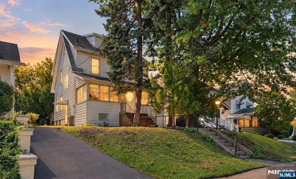 29 Luddington Avenue, Clifton