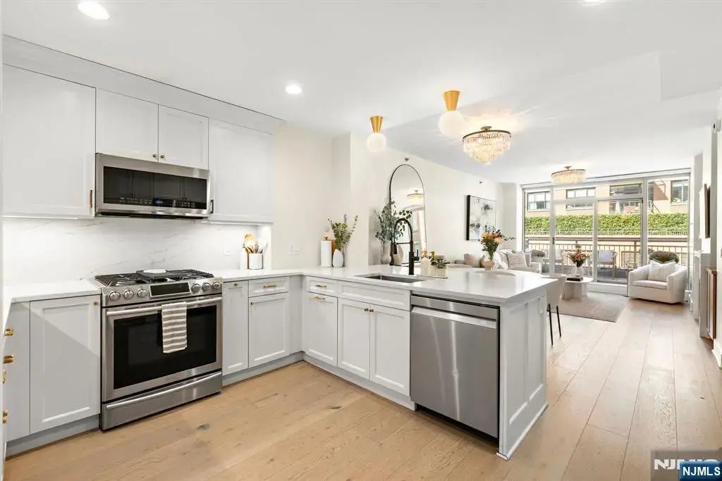1125 Maxwell Lane 434-436, Hoboken