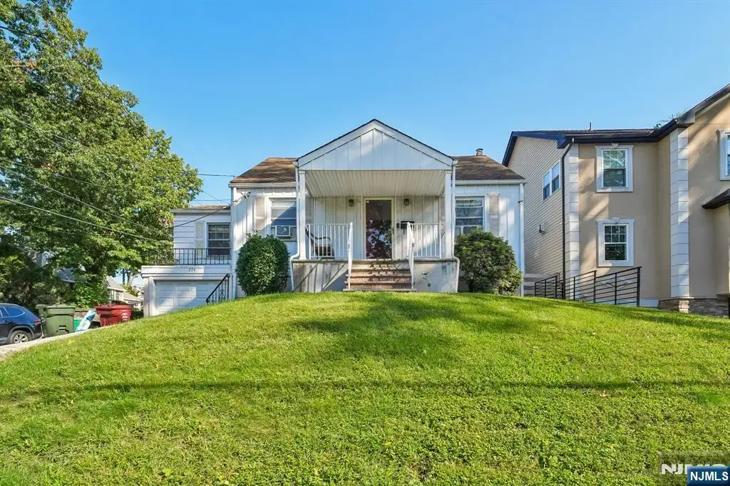 274 E Passaic Avenue, Nutley