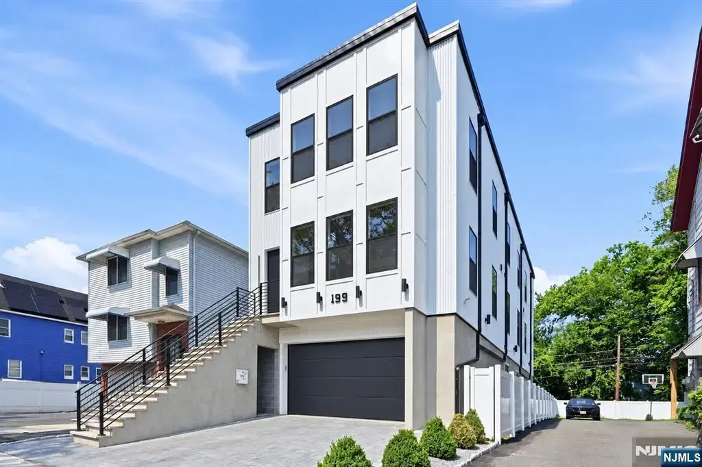 199 N Park Street, East Orange