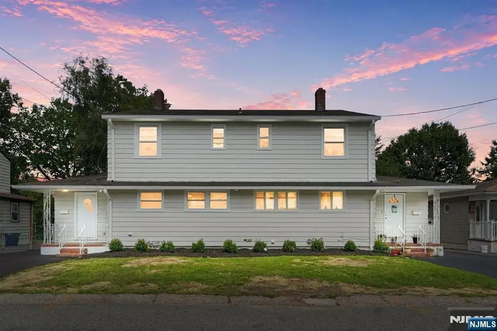 72-74 Fournier Crescent, Elmwood Park