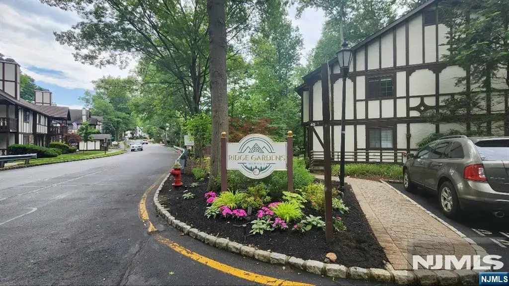 3112 Stowe Lane, Mahwah