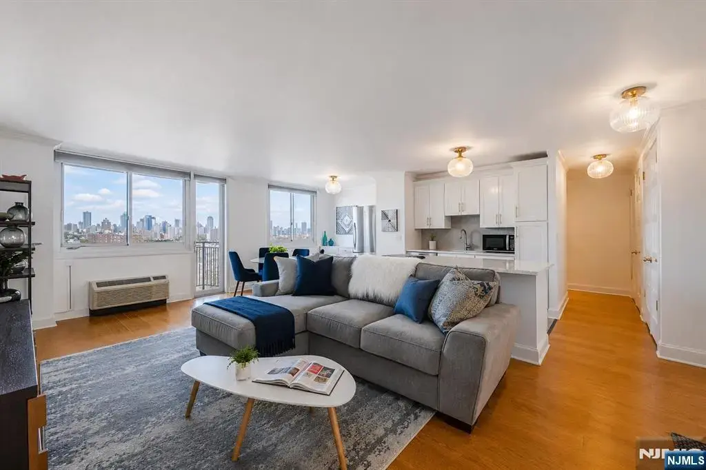 100 Manhattan Avenue 708, Jersey City