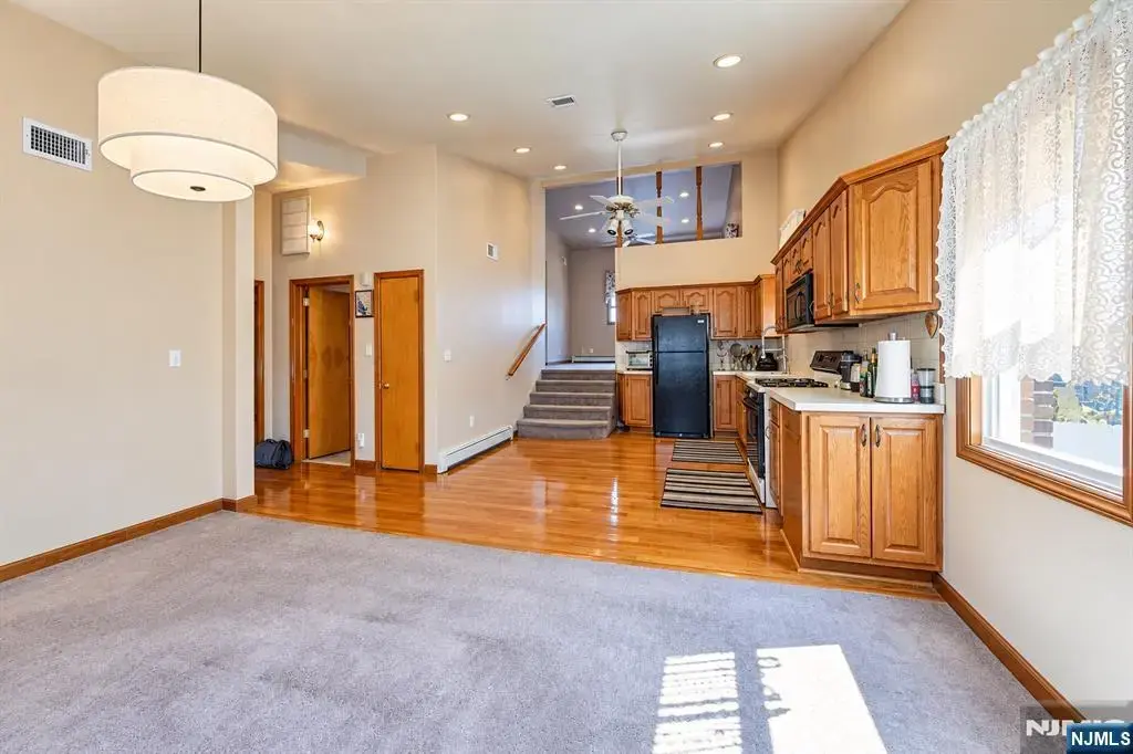214 Newark, Lyndhurst