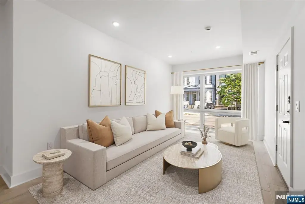1001 Summit Avenue 1, Jersey City