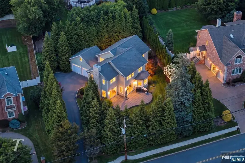 519 Homans Avenue, Closter