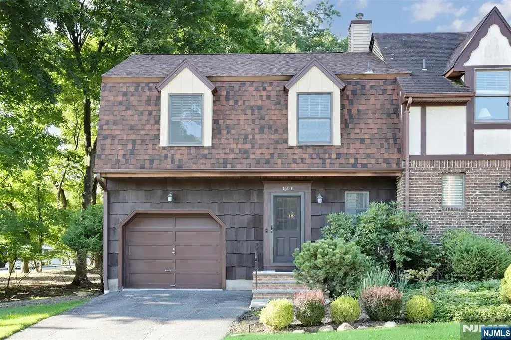 130 Kinderkamack Road E, Montvale