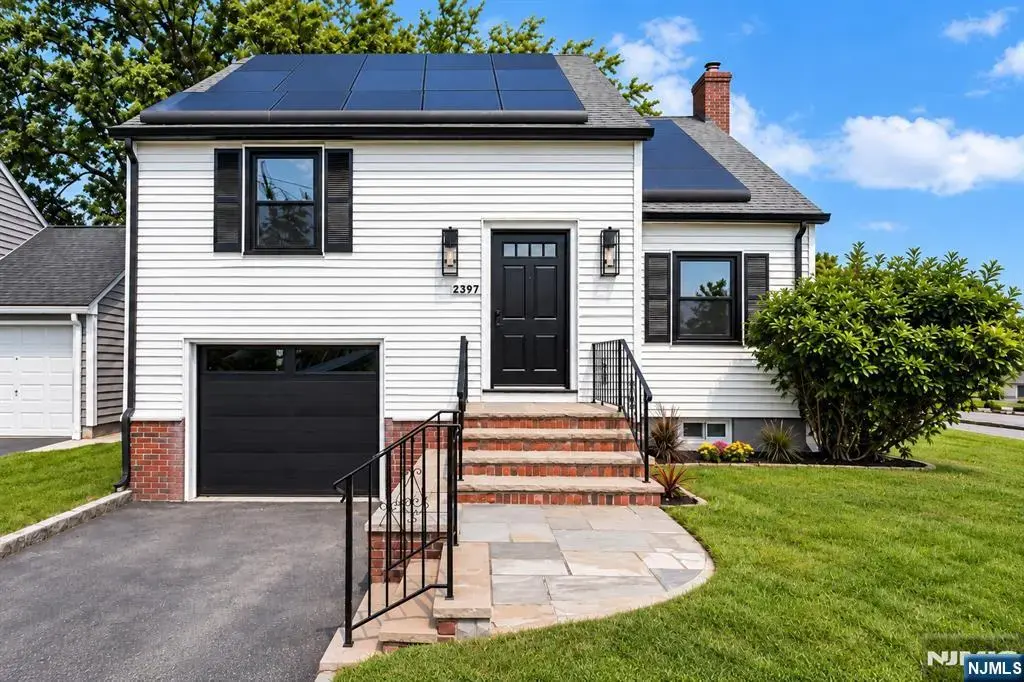 2397 Seymour Avenue, Union