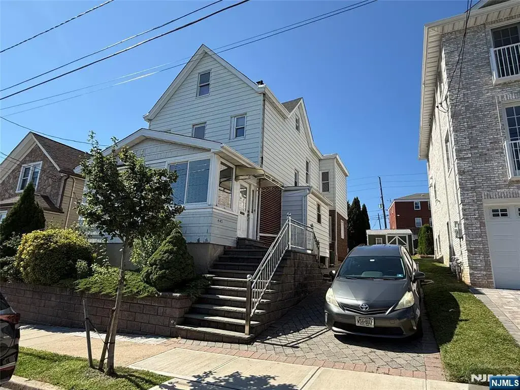 440 5th, Carlstadt
