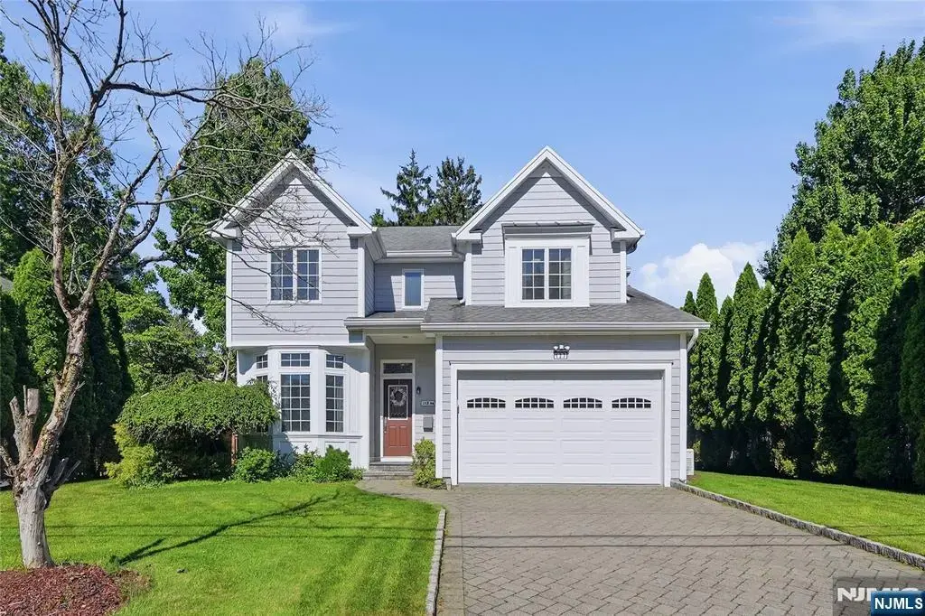 137 6th Street, Cresskill