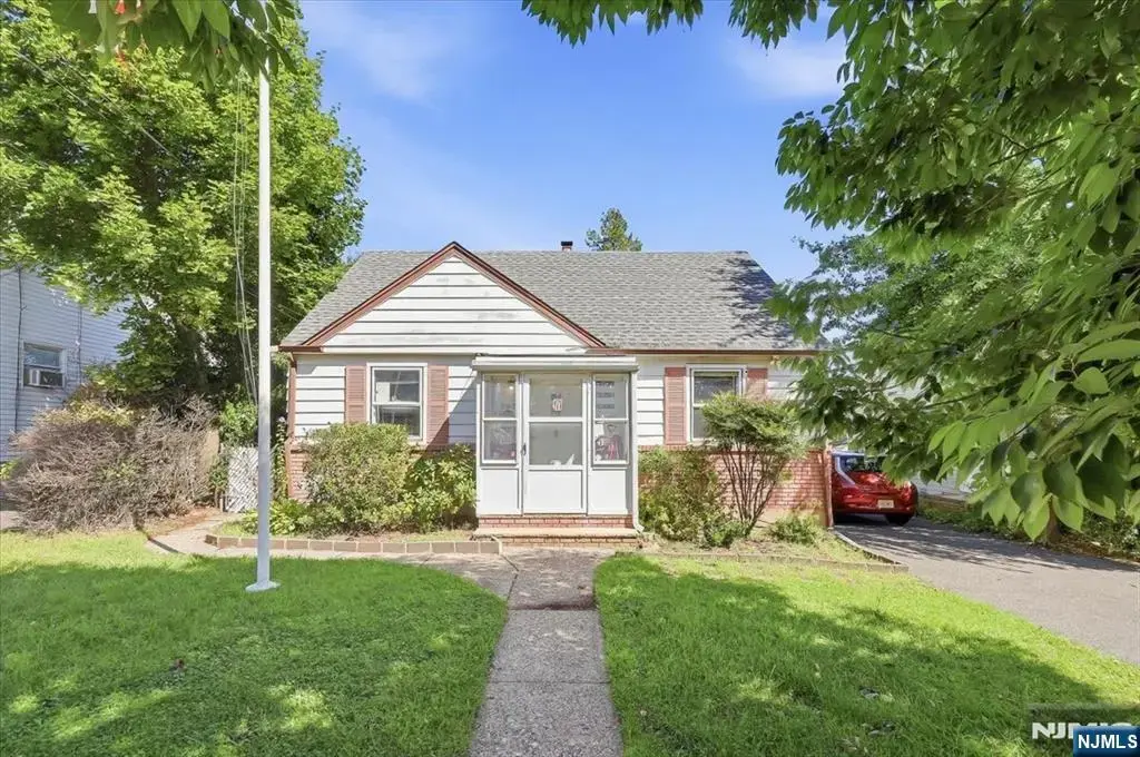 108 Fordham Road, Clifton