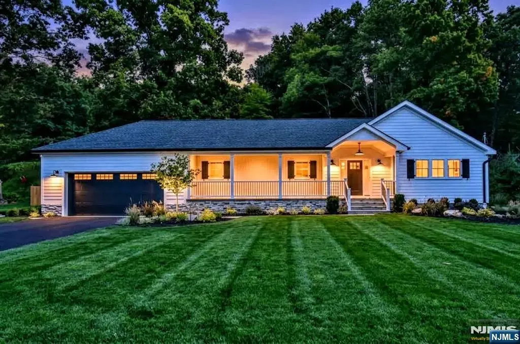 23 Melrose, West Milford