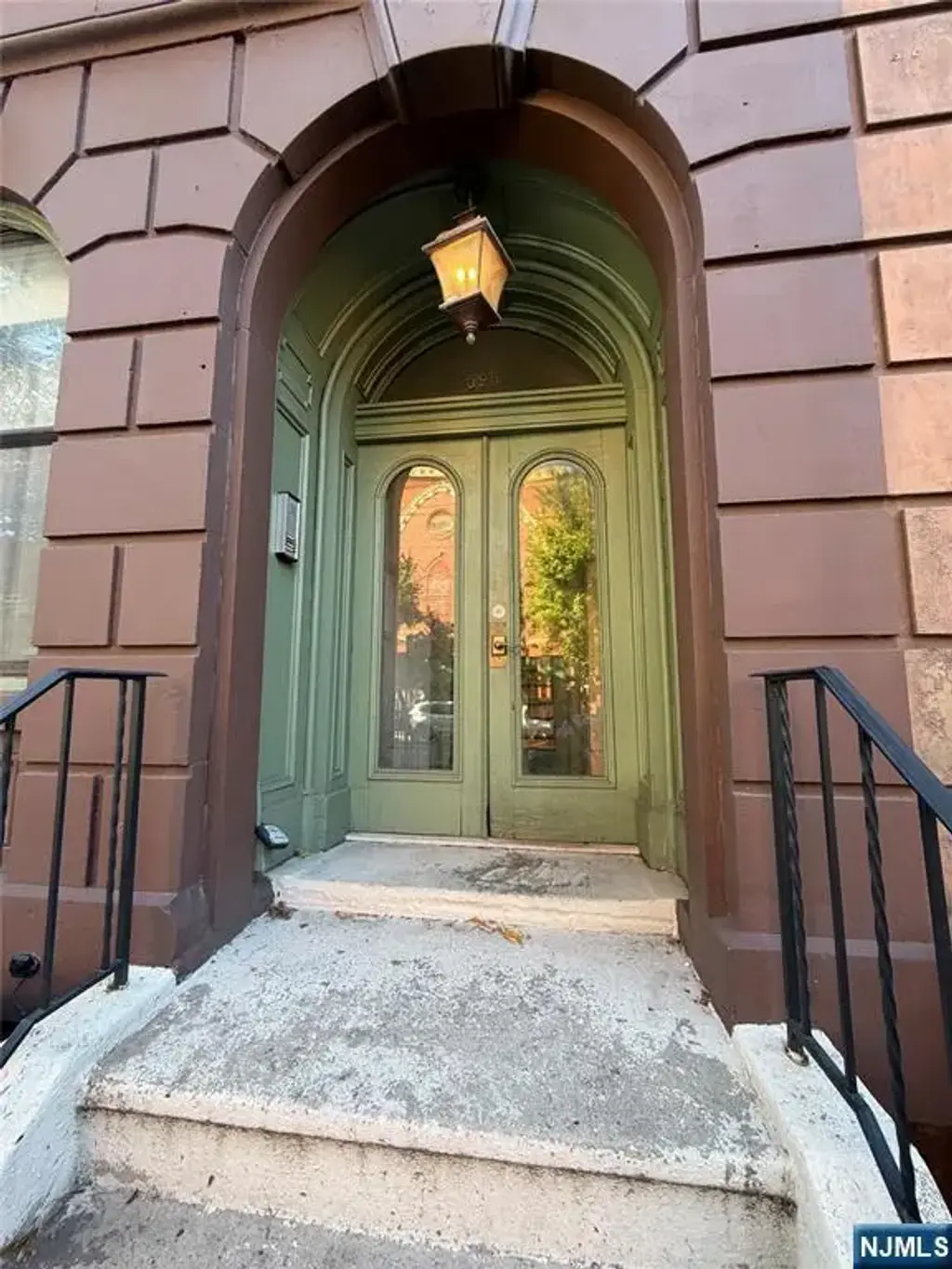 595 Jersey Avenue 1, Jersey City