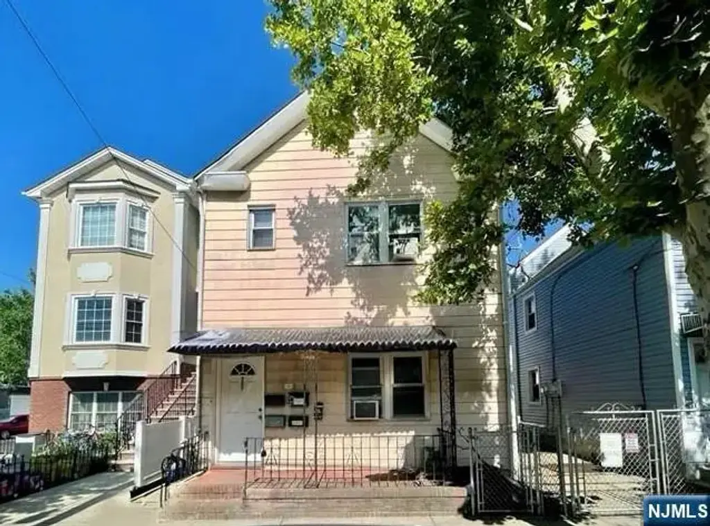 302 N 2nd 2, Harrison