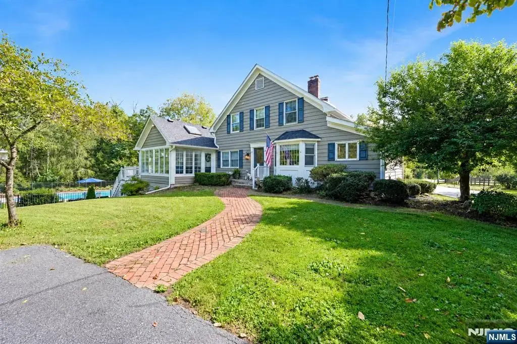 451 Delaware Road, Blairstown