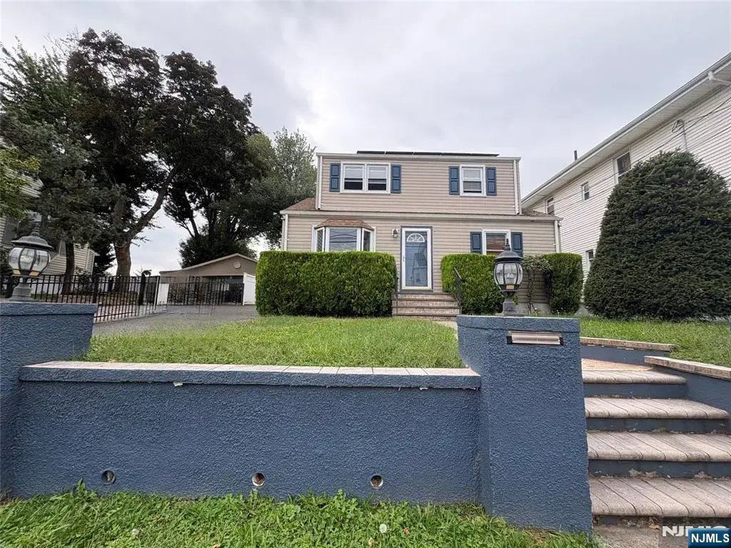109 Lee 2nd Floor, Haledon