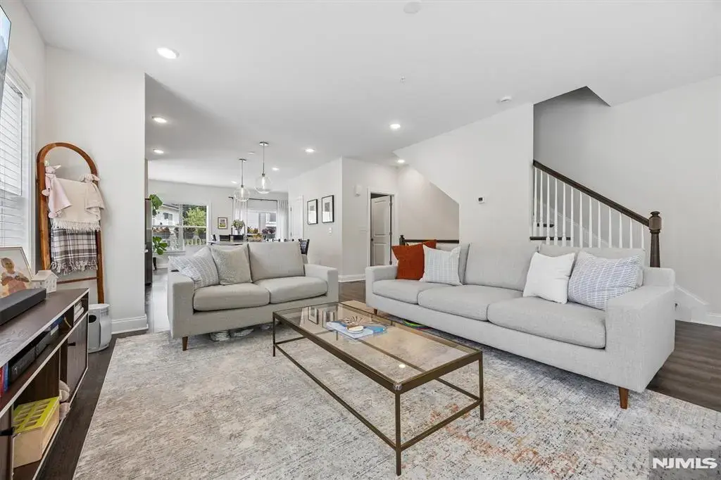 206 Abbe Road, Little Falls