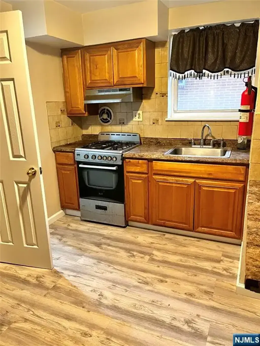248 W Forest 1, Englewood