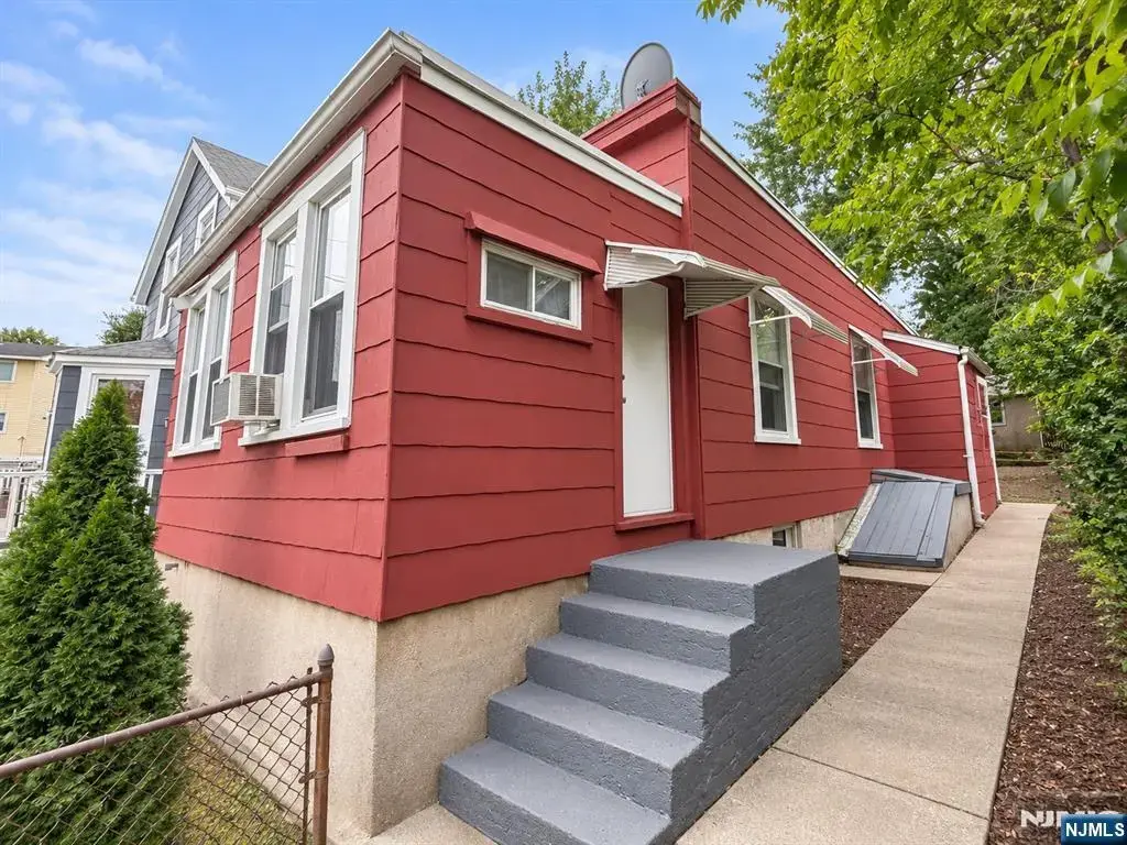 3602 Liberty Avenue, North Bergen
