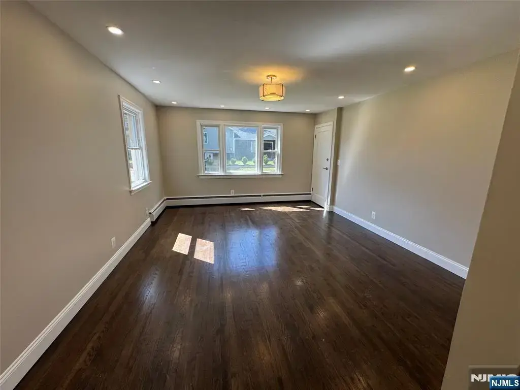 45 Sand, Westwood