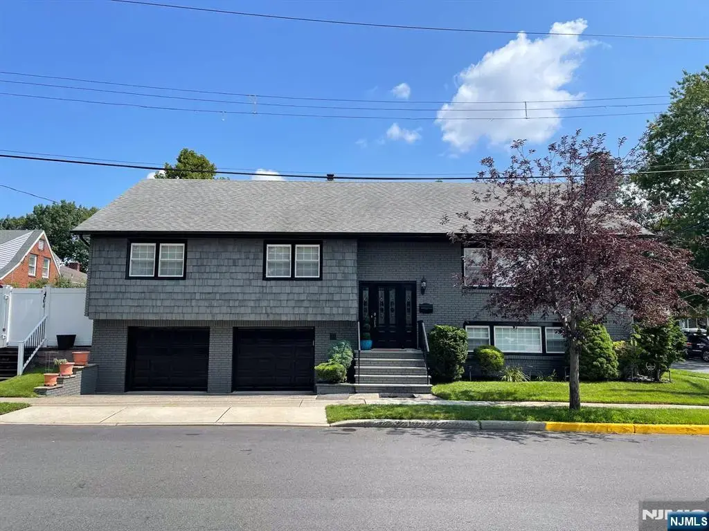 5 Hillside, East Rutherford
