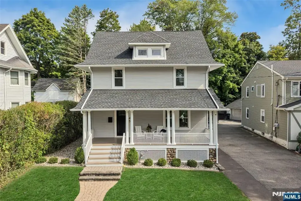 43 Garfield Place, Ridgewood