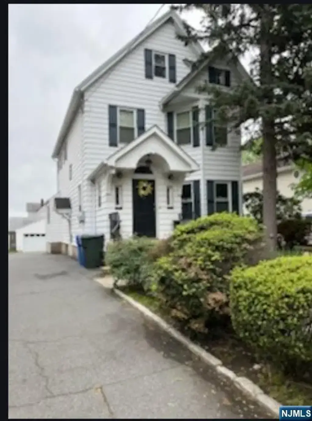 117 Orient, Rutherford
