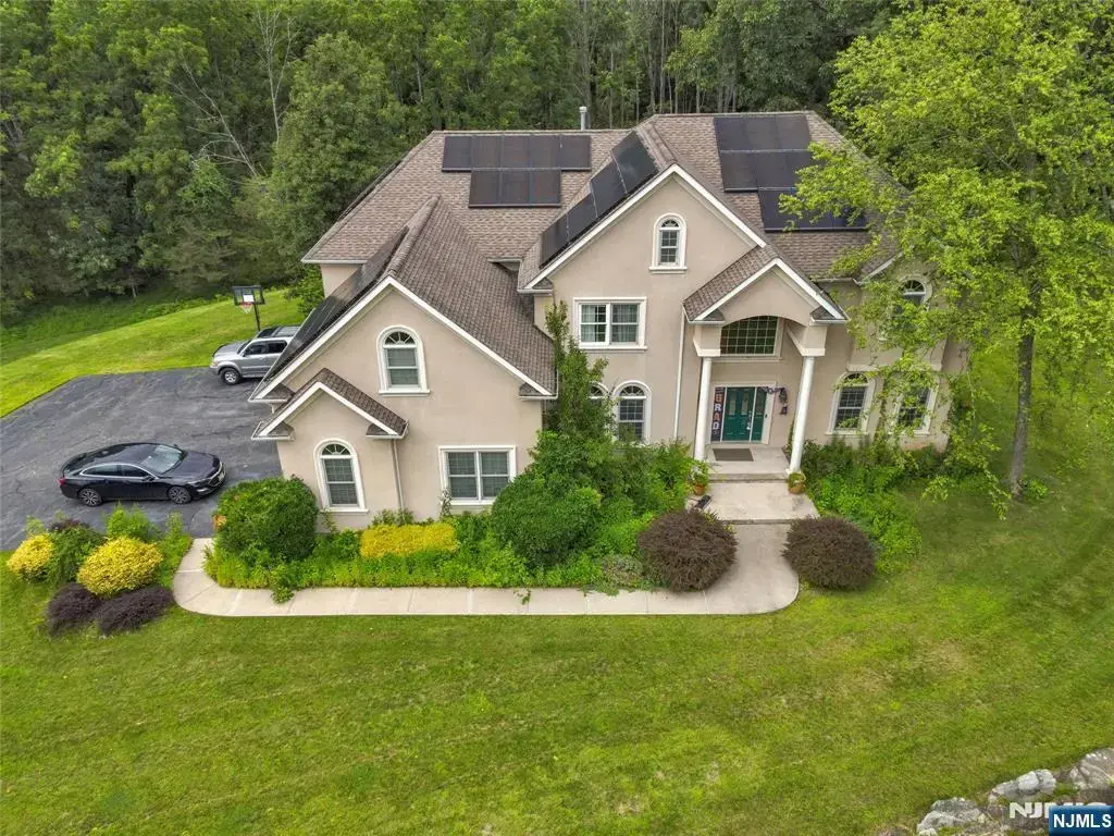 5 Carpenter Place, Sparta