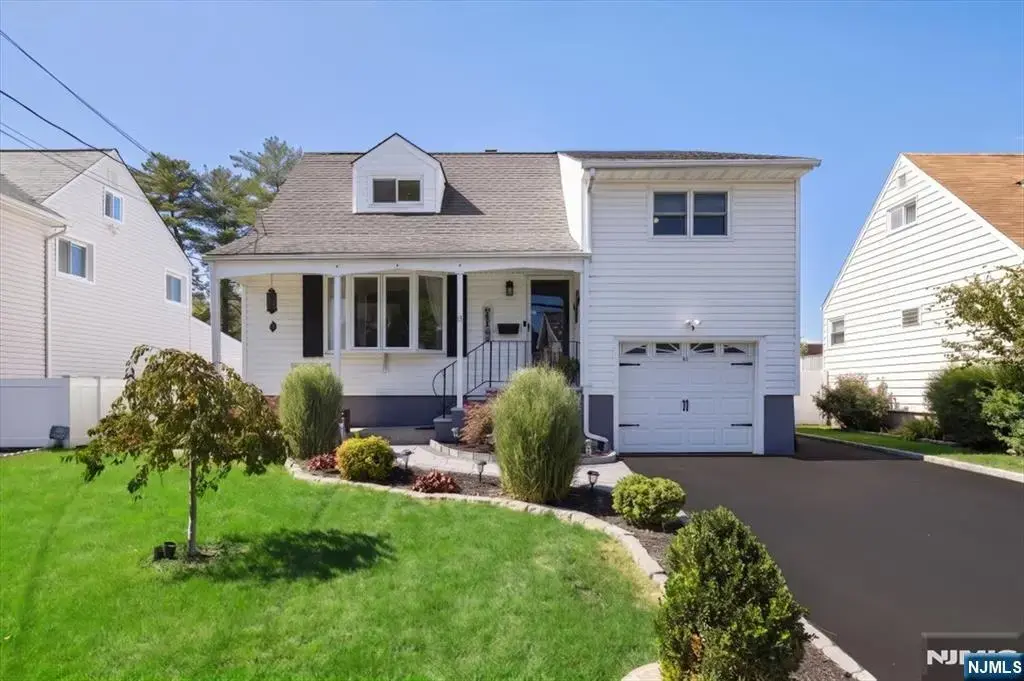 91 Maywood Avenue, Maywood
