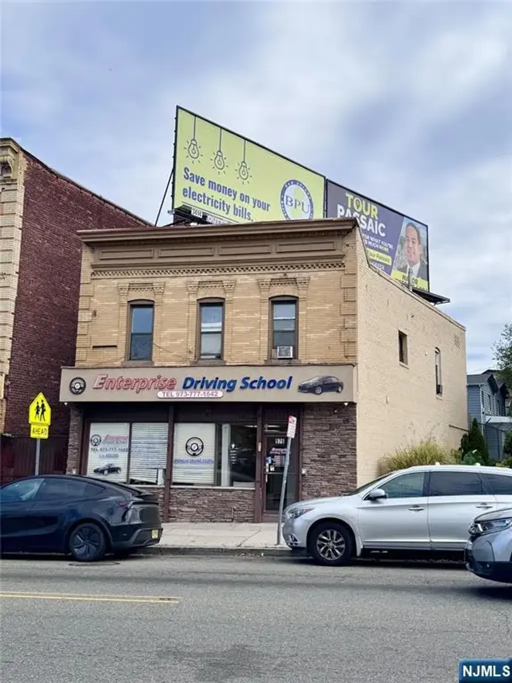976 Main Avenue, Passaic